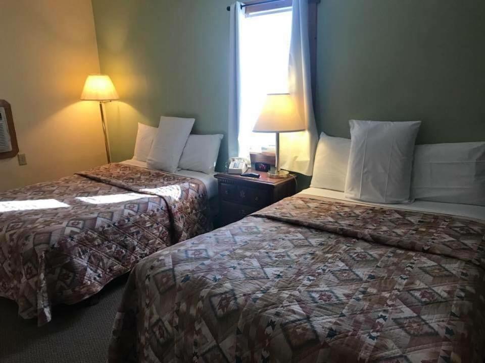 Gavin'S Iris H Country Inn Cornwallville Exterior foto